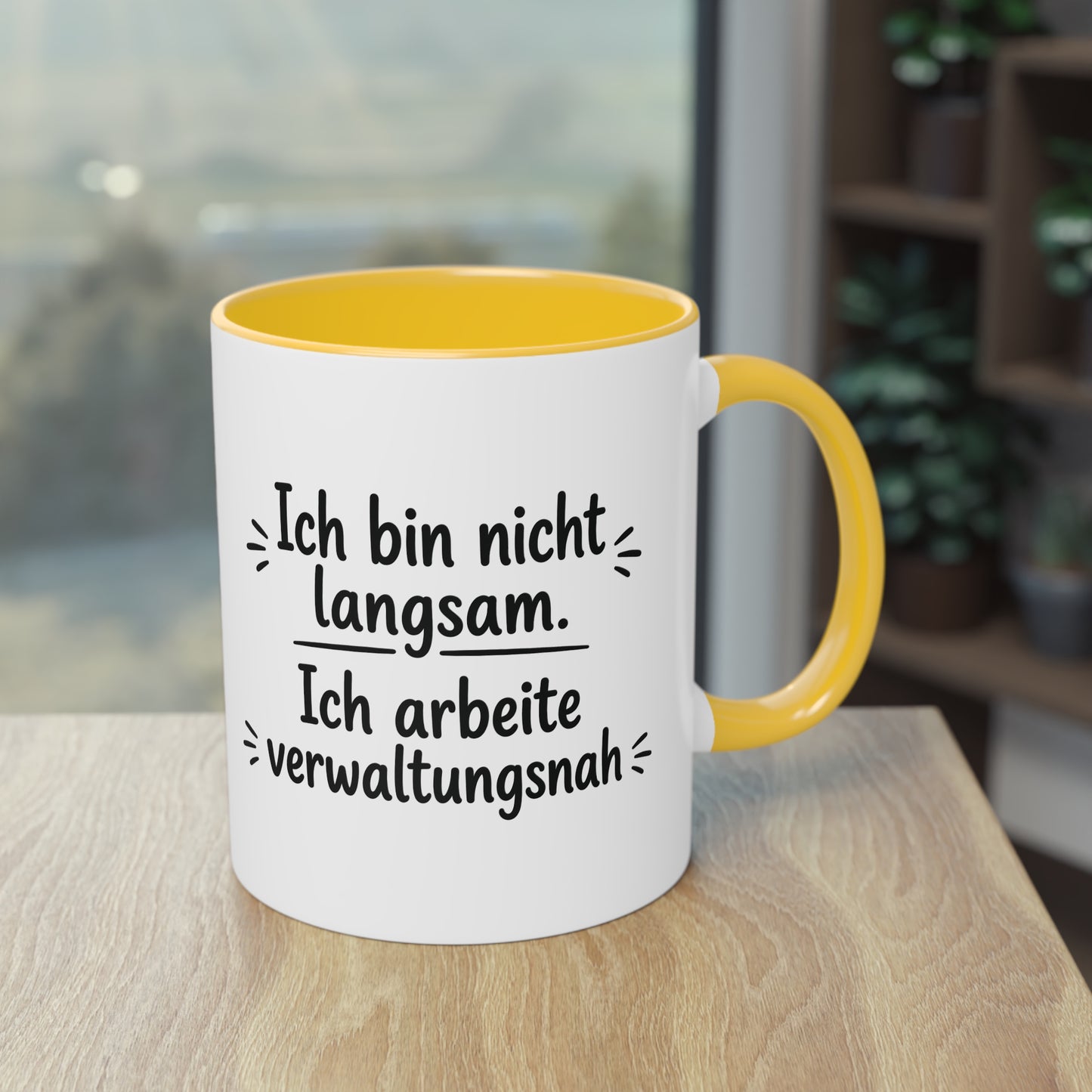Tasse „Ich bin nicht langsam. Ich arbeite verwaltungsnah.“ – Humorvolle Behördentasse