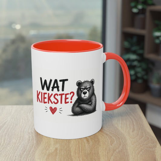 Tasse „Wat Kiekste?“ – Berliner Schnauze mit Humor ☕🐻