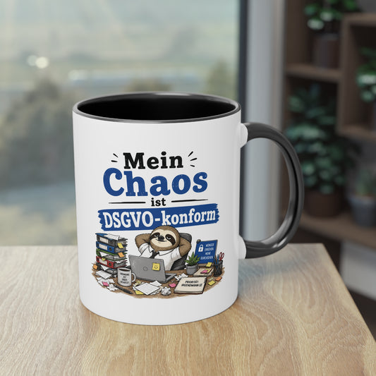Tasse „Mein Chaos ist DSGVO-konform.“ – Lustige Bürotasse mit Humor