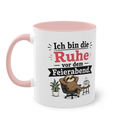 Tasse „Ich bin die Ruhe vor dem Feierabend.“ – Lustige Bürotasse mit Faultier-Motiv