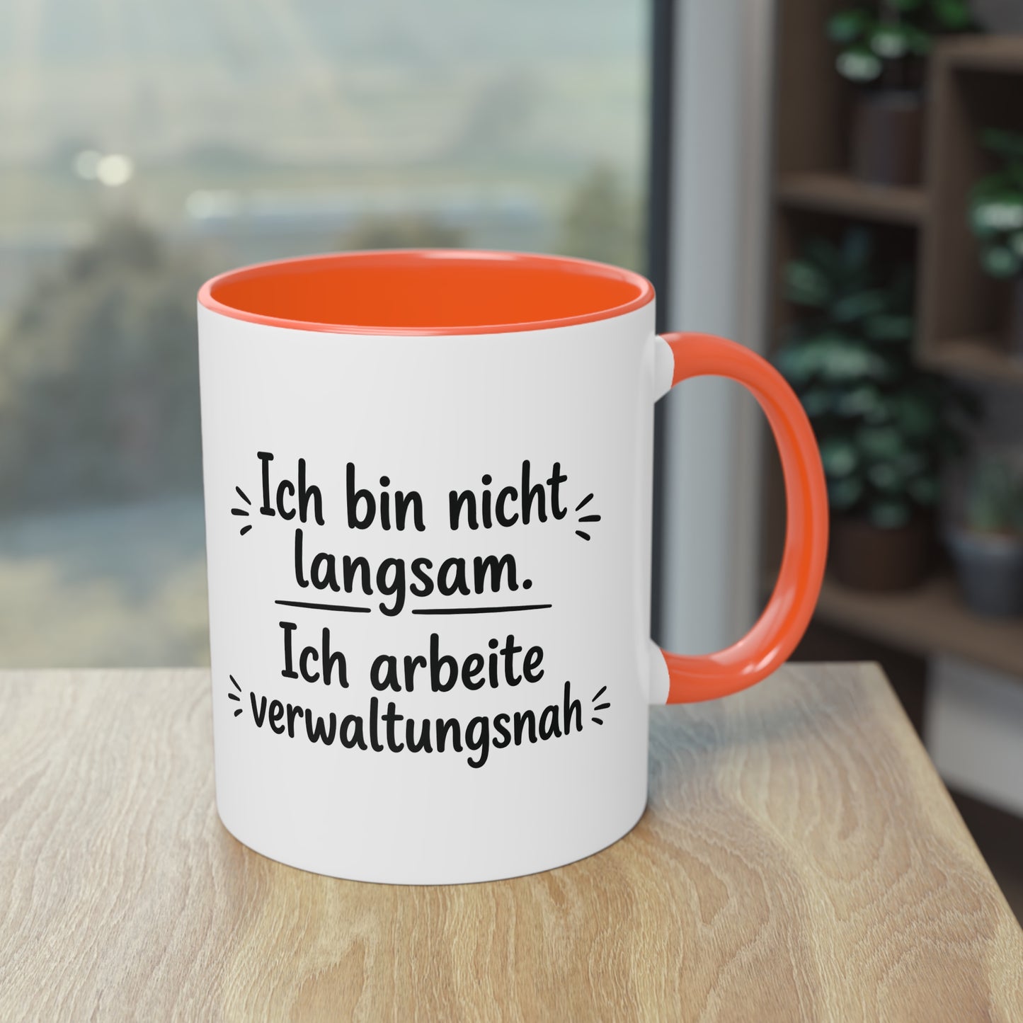 Tasse „Ich bin nicht langsam. Ich arbeite verwaltungsnah.“ – Humorvolle Behördentasse
